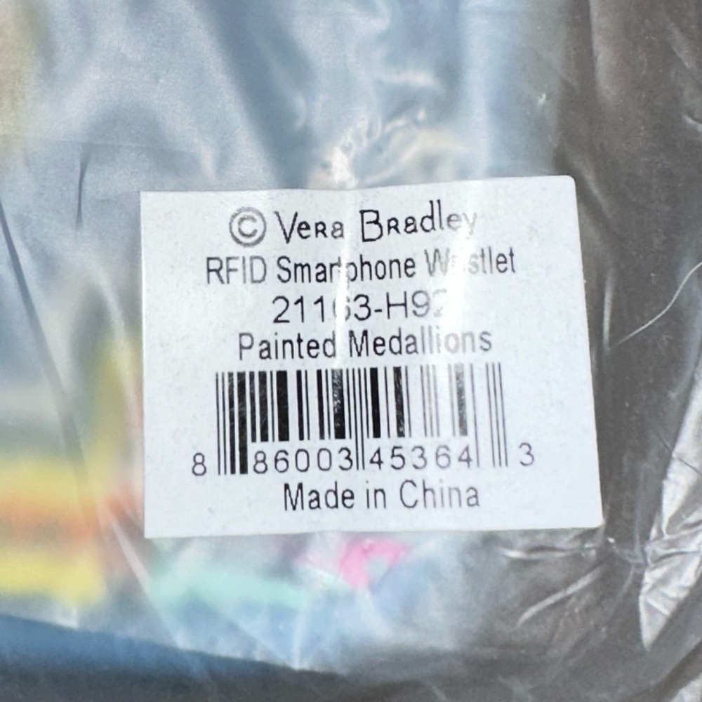 BNWOT Vera Bradley Smartphone Wristlet: “Painted Medallions” - Picture 11 of 16